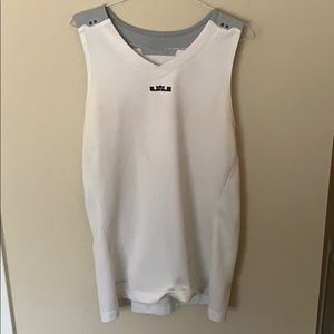 Lebron James Nike cutoff